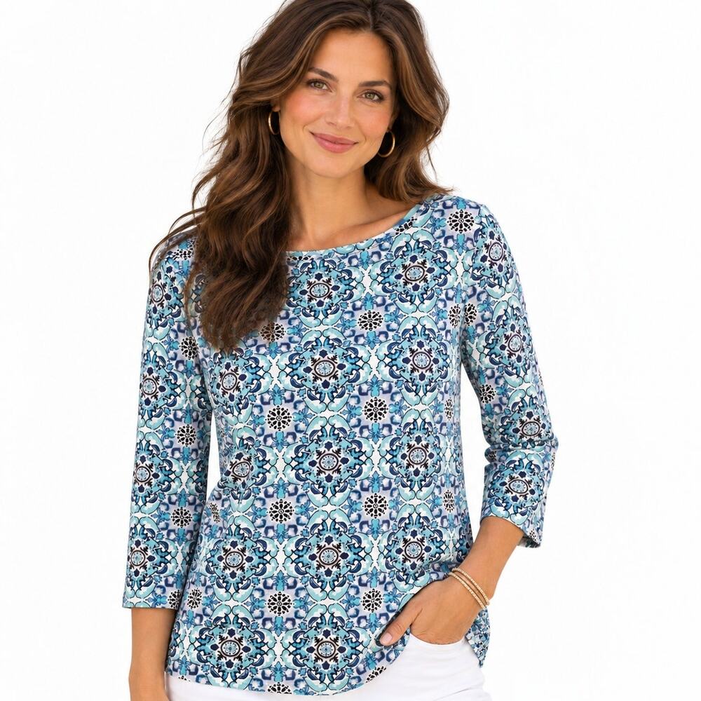 The Talbots Tee Womens Small Aqua White Medallion Boatneck Casual Knit Top